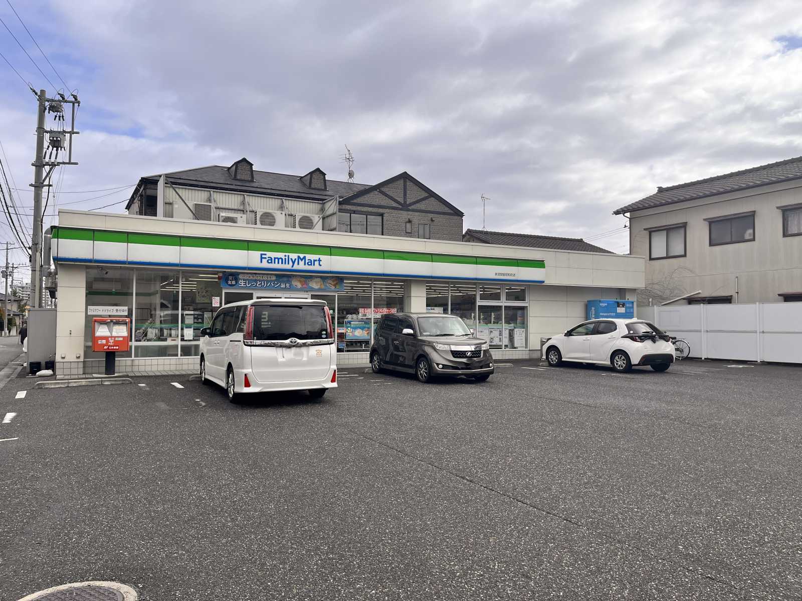ファミリーマート関屋昭和町店:徒歩約7分 550m ファミリーマート関屋昭和町店:徒歩約7分 550m