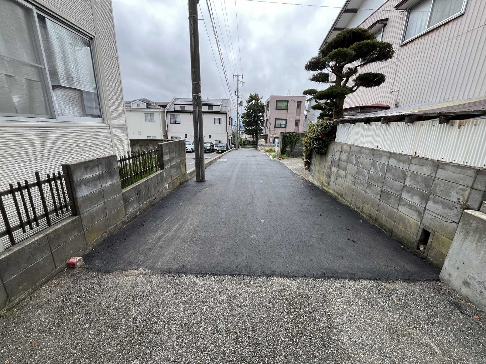 前面道路(私道 4.0m) 前面道路(私道 4.0m)