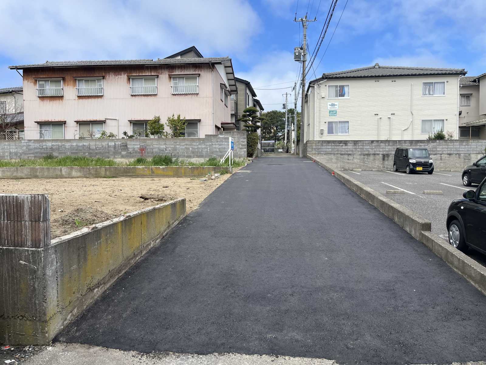 前面道路(私道 4.0m) 前面道路(私道 4.0m)