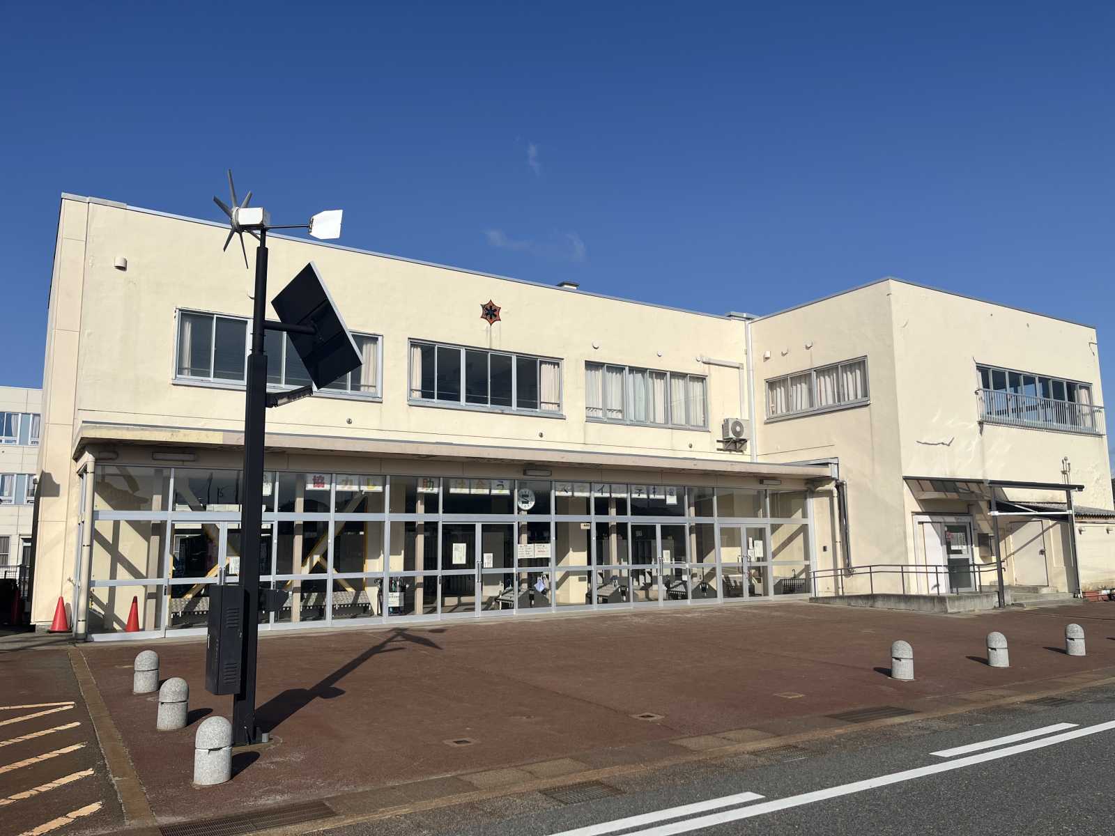 新潟市立亀田東小学校:徒歩約25分 1,931m 新潟市立亀田東小学校:徒歩約25分 1,931m